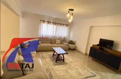 شقة - 3 غرف نوم - 2 حمامات للايجار في شارع حافظ رمضان - المنطقة السادسة - مدينة نصر - القاهرة