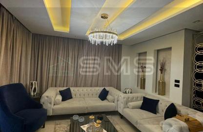 Apartment - 3 Bedrooms - 3 Bathrooms for sale in Stone Residence - 5th Settlement Compounds - The 5th Settlement - New Cairo City - Cairo