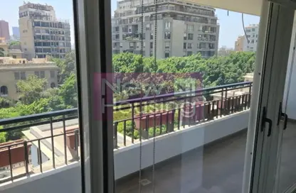 Apartment - 3 Bedrooms - 3 Bathrooms for rent in Zamalek - Cairo