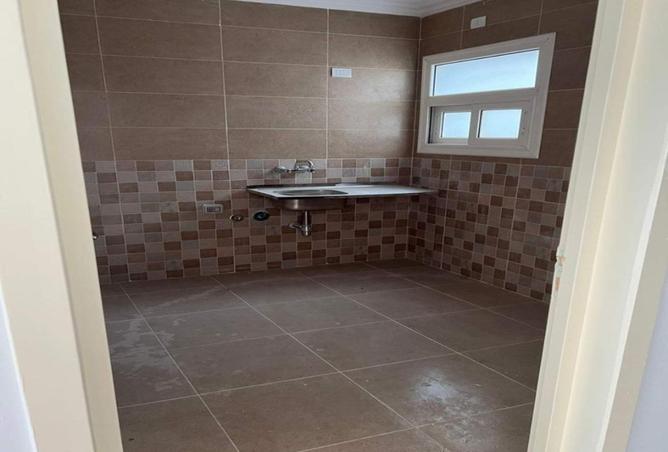 70373962 - Property Image 3