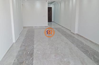 Office Space - Studio - 3 Bathrooms for rent in Grand Gate - Zahraa El Maadi - Hay El Maadi - Cairo