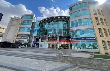 Office Space - 4 Bedrooms - 1 Bathroom for rent in Kargo Mall - Al Shabab St. - Sheikh Zayed City - Giza