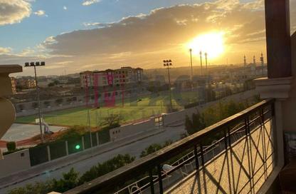 Apartment - 3 Bedrooms - 3 Bathrooms for sale in Orouba Axis - Area A - Ganoob El Acadimia - New Cairo City - Cairo
