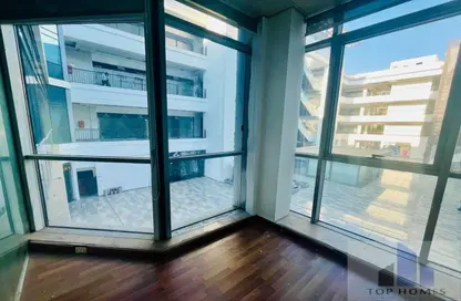 مساحات مكتبية - غرفة نوم - 1 حمام للبيع في شارع ال ٩٠ الجنوبي - شارع التسعين الجنوبي - التجمع الخامس - مدينة القاهرة الجديدة - القاهرة