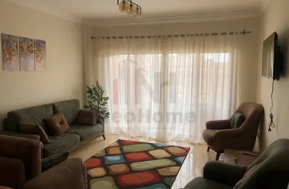 شقة - 3 غرف نوم - 2 حمامات للايجار في مدينة وصال - كمبوندات الشروق - مدينة الشروق - القاهرة