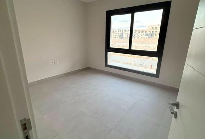 84786004 - Property Main Image