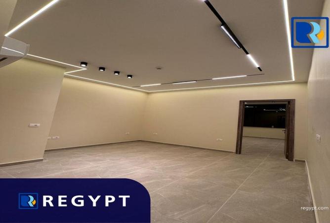 58246956 - Property Main Image