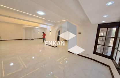 Shop - Studio - 2 Bathrooms for rent in Street 217 - Degla - Hay El Maadi - Cairo