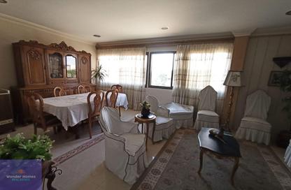 Apartment - 3 Bedrooms - 2 Bathrooms for sale in Sarayat Al Maadi - Hay El Maadi - Cairo