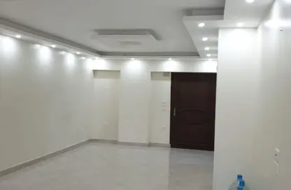 Apartment - 3 Bedrooms - 1 Bathroom for rent in Africa   Emtedad Moustafa Al Nahas - 9th Zone - Nasr City - Cairo