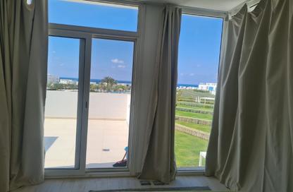Penthouse - 3 - 2 for sale in Fouka Bay - Ras Al Hekma - North Coast