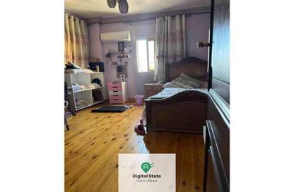 Apartment - 3 - 2 for sale in Omar Hefny St. - 8th Zone - Nasr City - Cairo