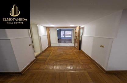Apartment - 4 Bedrooms - 3 Bathrooms for sale in Sarayat Al Maadi - Hay El Maadi - Cairo