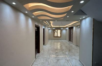Apartment - 3 Bedrooms - 2 Bathrooms for sale in Al Lebeny Axis - El Mariouteya - Faisal - Hay El Haram - Giza