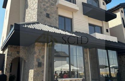 Villa - 5 Bedrooms - 6 Bathrooms for sale in The MarQ Gardens - 5th Settlement Compounds - The 5th Settlement - New Cairo City - Cairo
