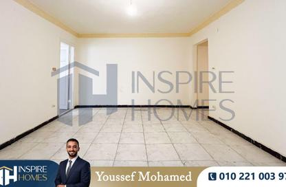 Apartment - 2 Bedrooms - 1 Bathroom for sale in Mohamed Naguib St. - Sidi Beshr - Hay Awal El Montazah - Alexandria