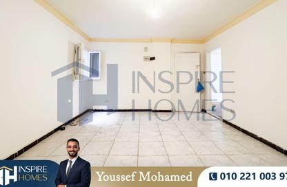 Apartment - 2 Bedrooms - 1 Bathroom for sale in Mohamed Naguib St. - Sidi Beshr - Hay Awal El Montazah - Alexandria