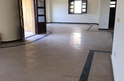 Apartment - 4 Bedrooms - 3 Bathrooms for rent in Beram Al Tunsi St. - Al Narges 1 - Al Narges - New Cairo City - Cairo