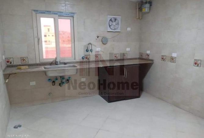 98010085 - Property Image 3