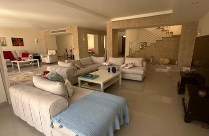 Villa - 6 - 7 for sale in Rayhana Compound - Al Wahat Road - 6 October City - Giza