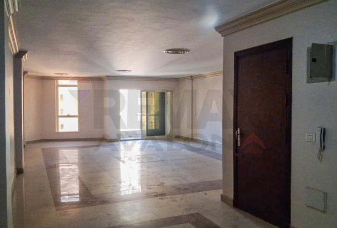 100915104 - Property Main Image