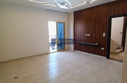 شقة - 3 غرف نوم - 2 حمامات للبيع في الحي الرابع - مدينة 6 أكتوبر - الجيزة شقة - 3 غرف نوم - 2 حمامات للبيع في الحي الرابع - مدينة 6 أكتوبر - الجيزة