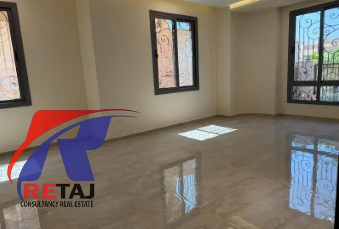 83976281 - Property Image 3
