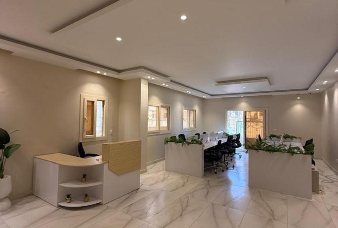 76230106 - Property Image 3