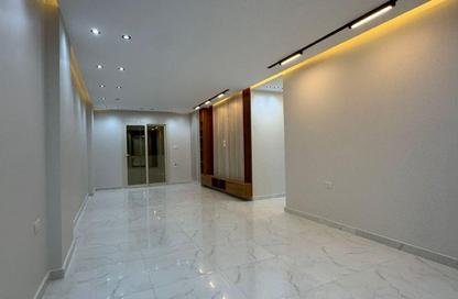 Apartment - 3 Bedrooms - 2 Bathrooms for sale in Hadayek El Ahram - Giza