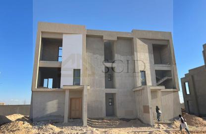فيلا - 6 غرف نوم - 7 حمامات للبيع في نيوم اكتوبر - التوسعات الشمالية - مدينة 6 أكتوبر - الجيزة