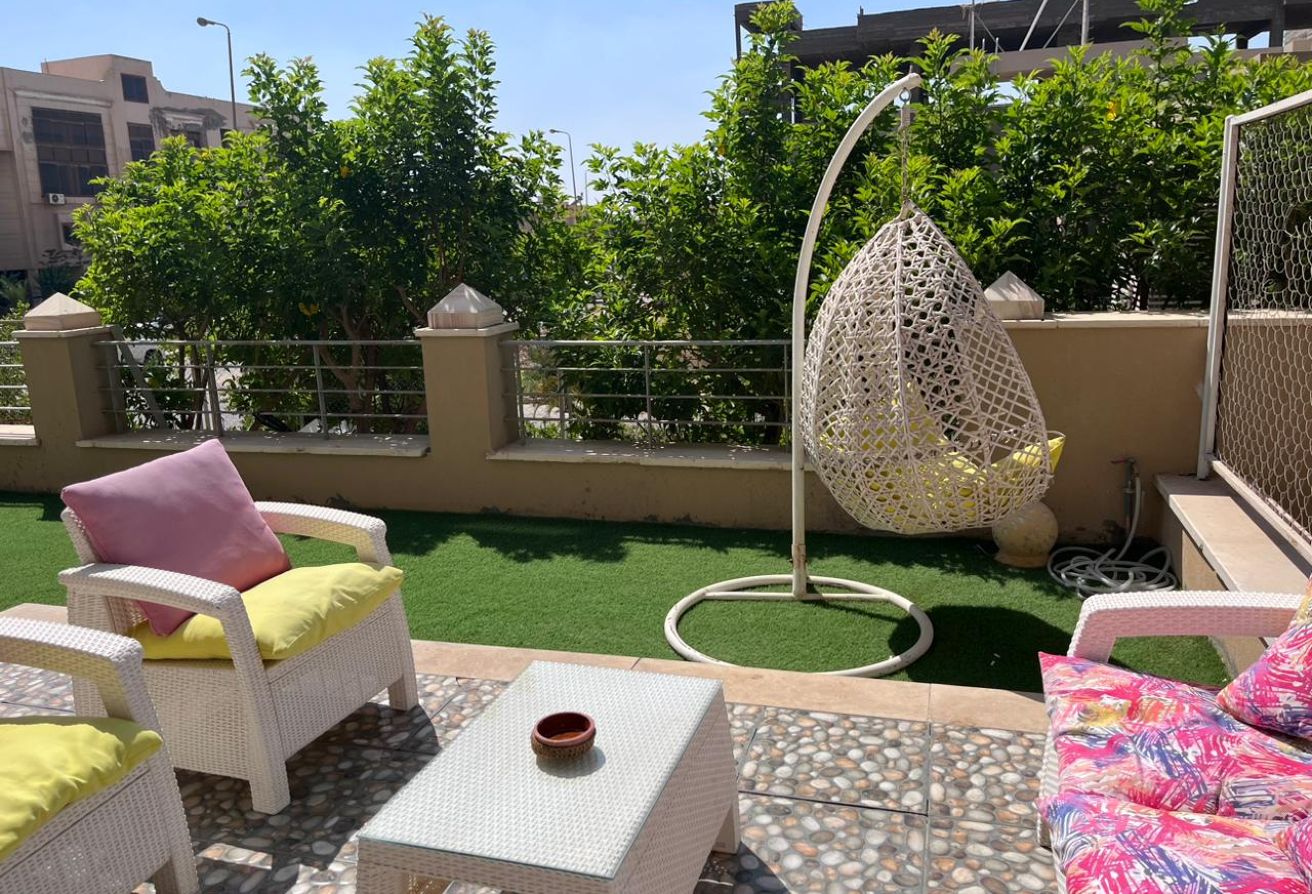 Rental 1BR Apartment In Village Gate - Furnished