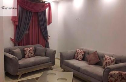شقة - 2 غرف نوم - 2 حمامات للايجار في شارع الشيماء - المنطقة و - حى جنوب الاكايمية - مدينة القاهرة الجديدة - القاهرة