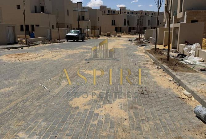 تاون هاوس بـ٣ غرف نوم في جون، صورة ٢ من ٣