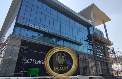 Shop - Studio - 3 Bathrooms for sale in Golden Gate - South Teseen St. - The 5th Settlement - New Cairo City - Cairo