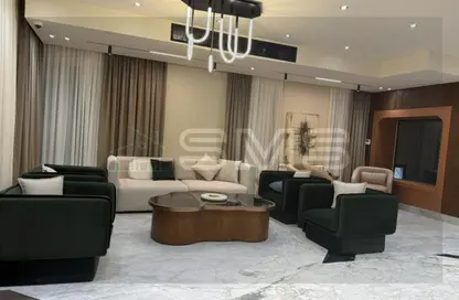 Villa - 5 Bedrooms - 7 Bathrooms for rent in Swan Lake Residence - 5th Settlement Compounds - The 5th Settlement - New Cairo City - Cairo