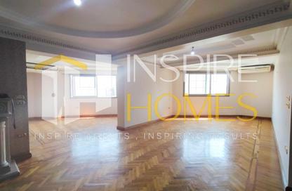 Apartment - 3 Bedrooms - 3 Bathrooms for rent in Zezenia - Hay Sharq - Alexandria Apartment - 3 Bedrooms - 3 Bathrooms for rent in Zezenia - Hay Sharq - Alexandria