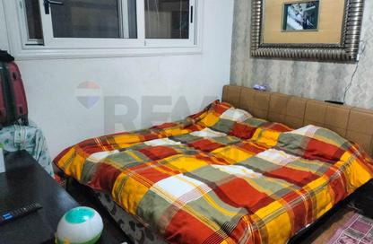 Apartment - 2 Bedrooms - 1 Bathroom for sale in Shaarawy St. - Laurent - Hay Sharq - Alexandria