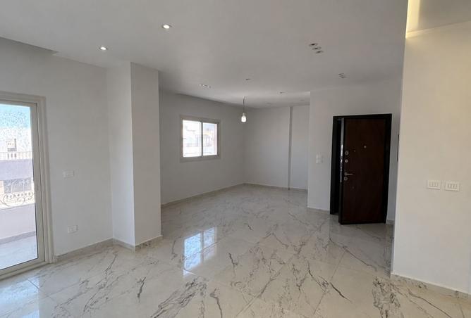 102346867 - Property Image 2