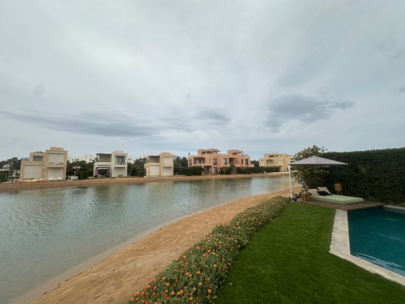 Rent 3BR Townhouse Corner | Private Pool | Tawila thumbnail