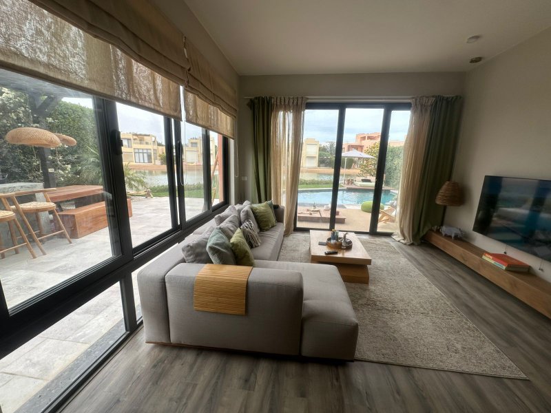 Rent 3BR Townhouse Corner | Private Pool | Tawila thumbnail