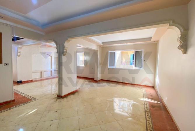 87841674 - Property Image 2