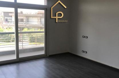فيلا - 4 غرف نوم - 4 حمامات للايجار في نيو جيزة - طريق مصر اسكندرية الصحراوي - مدينة 6 أكتوبر - الجيزة