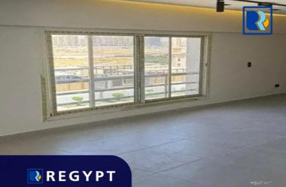 Office Space - Studio - 2 Bathrooms for rent in Zahraa Al Maadi St. - Degla - Hay El Maadi - Cairo