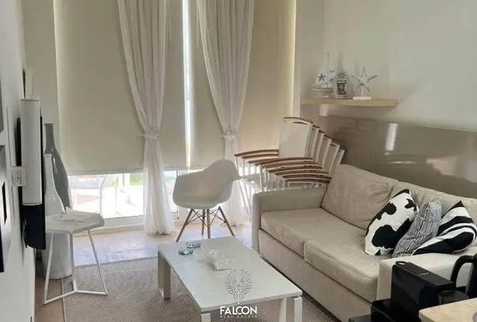 102069330 - Property Image 3
