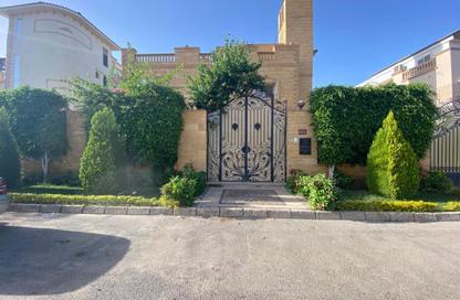 Villa - 5 Bedrooms - 5 Bathrooms for sale in Royal City - Sheikh Zayed Compounds - Sheikh Zayed City - Giza