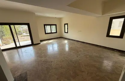 منزل مزدوج - 4 غرف نوم - 4 حمامات للايجار في ليفانا - اب تاون كايرو - المقطم - القاهرة