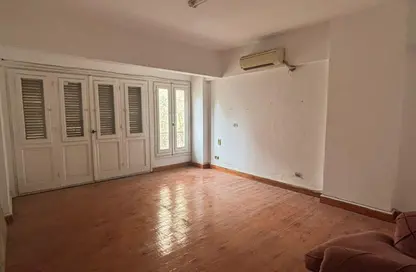 Apartment - 4 Bedrooms - 2 Bathrooms for rent in Refaa St. - Dokki - Giza