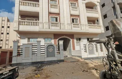 Apartment - 3 Bedrooms - 2 Bathrooms for sale in New Narges - New Cairo City - Cairo