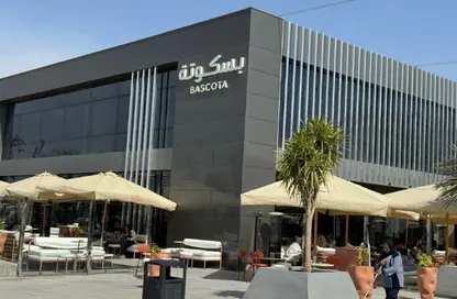 Office Space - 7+ Bedrooms - 1 Bathroom for rent in Arkan Plaza - 26th of July Corridor - Sheikh Zayed City - Giza