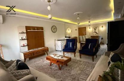 Apartment - 3 Bedrooms - 2 Bathrooms for sale in Diab St. - Glim - Hay Sharq - Alexandria